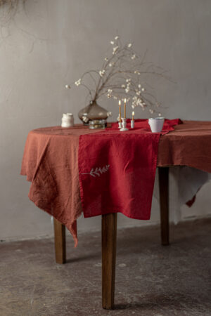 Table Runner in Soft Linen