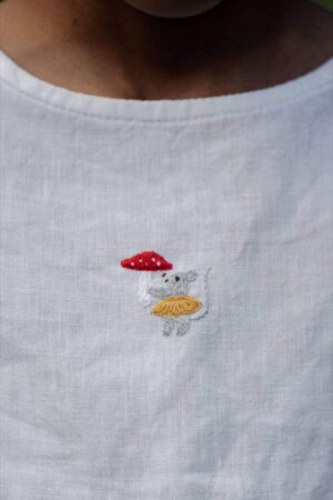 Mouse with Mushroom (3.9x3.8cm)