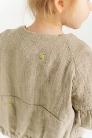 Mini Pear (1.1x1.5cm)